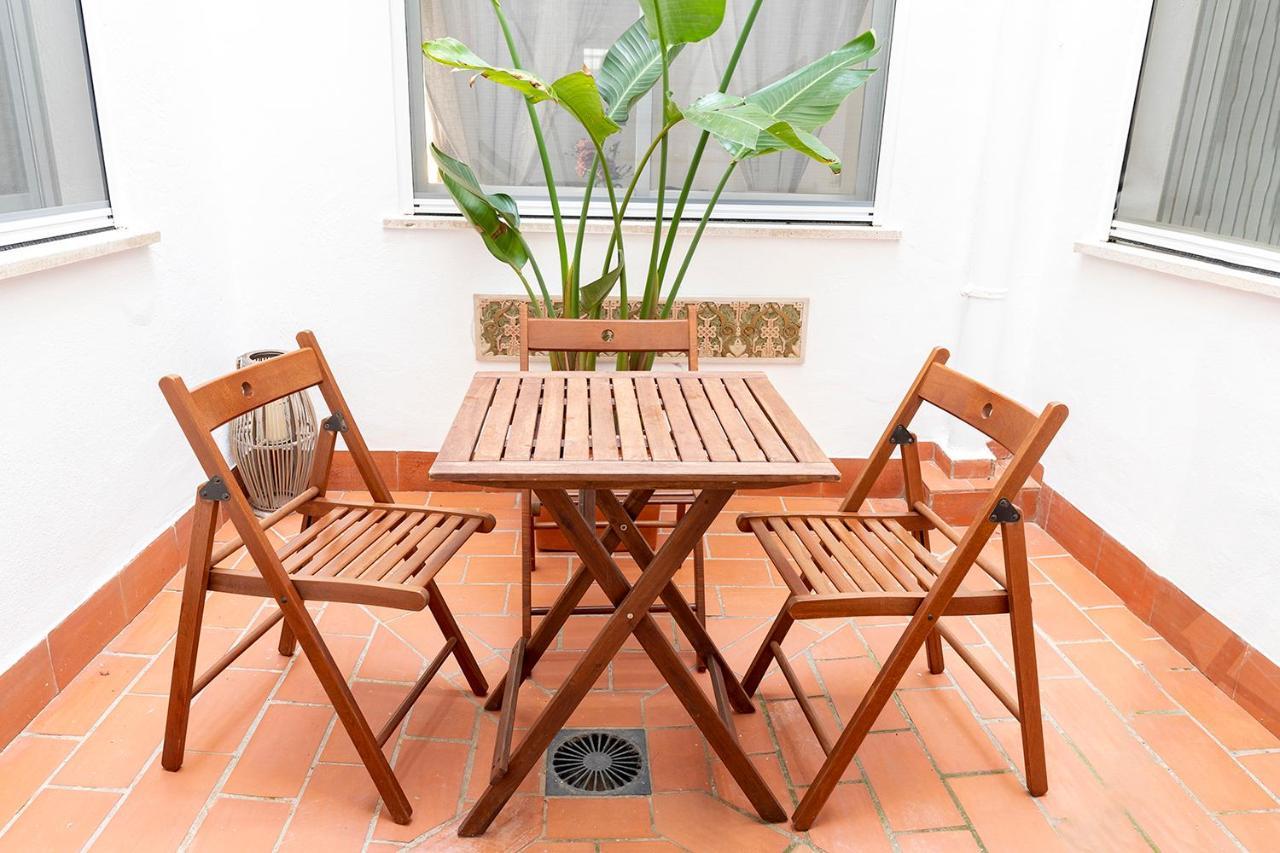 Ziba Cordoba Only Families Apartment ภายนอก รูปภาพ